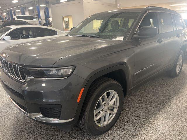 2025 Jeep Grand Cherokee GRAND CHEROKEE L LAREDO X 4X4