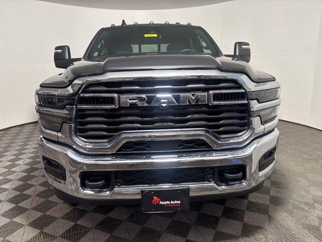 2026 RAM Ram 2500 RAM 2500 TRADESMAN CREW CAB 4X4 64 BOX