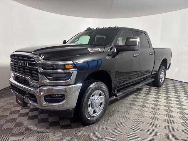 2026 RAM Ram 2500 RAM 2500 TRADESMAN CREW CAB 4X4 64 BOX