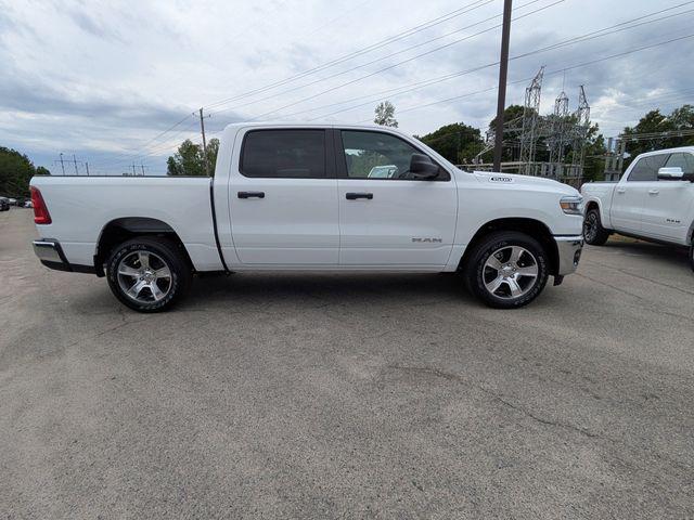 2026 RAM Ram 1500 RAM 1500 TRADESMAN CREW CAB 4X4 57 BOX