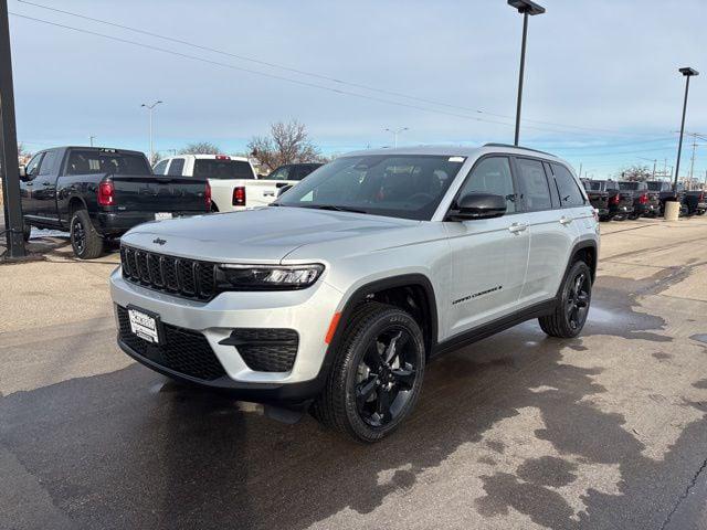 2025 Jeep Grand Cherokee GRAND CHEROKEE ALTITUDE X 4X4