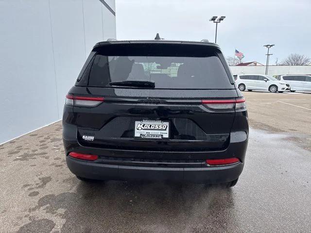 2025 Jeep Grand Cherokee Altitude X 4x4