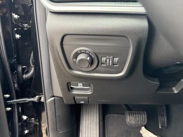 2025 Jeep Grand Cherokee Altitude X 4x4