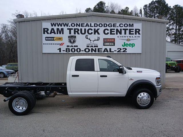 2026 RAM Ram 4500 Chassis Cab RAM 4500 TRADESMAN CHASSIS CREW CAB 4X4 60 CA