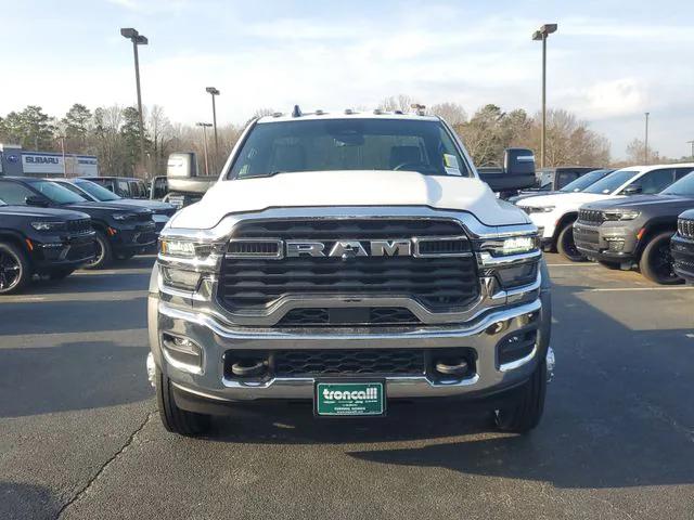2026 RAM Ram 5500 Chassis Cab RAM 5500 TRADESMAN CHASSIS REGULAR CAB 4X4 108 CA