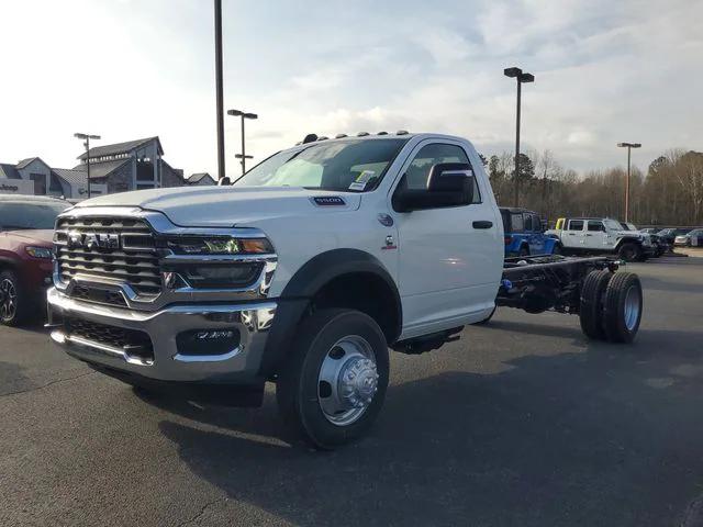 2026 RAM Ram 5500 Chassis Cab RAM 5500 TRADESMAN CHASSIS REGULAR CAB 4X4 108 CA