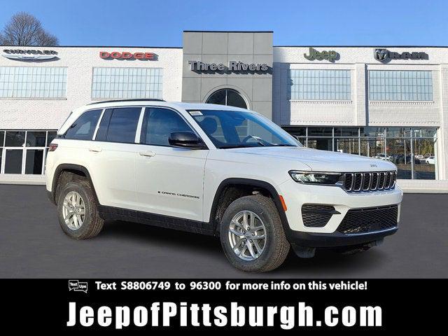 2025 Jeep Grand Cherokee GRAND CHEROKEE LAREDO X 4X4