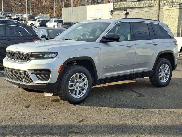 2025 Jeep Grand Cherokee GRAND CHEROKEE LAREDO X 4X4 2025 Jeep Grand Cherokee GRAND CHEROKEE LAREDO X 4X4