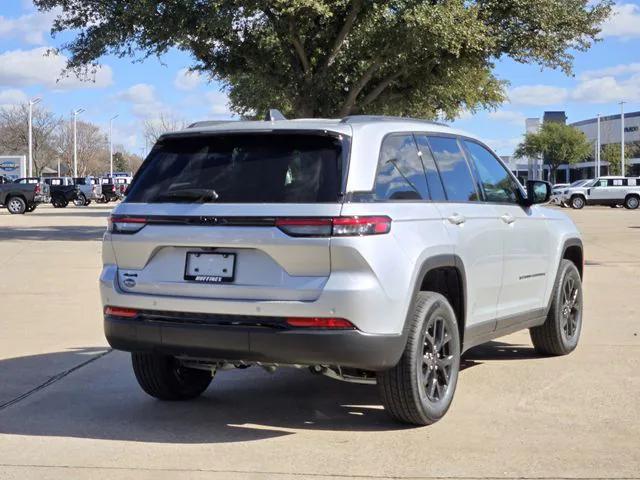 2025 Jeep Grand Cherokee Altitude X 4x4