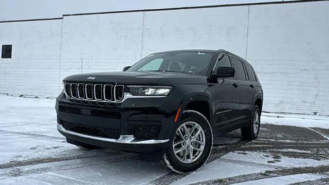 2025 Jeep Grand Cherokee GRAND CHEROKEE L LAREDO X 4X4