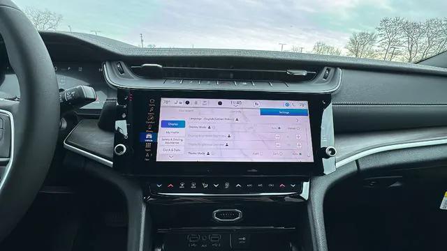 2026 Jeep Grand Cherokee Limited Reserve