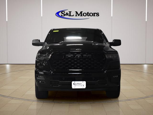 2026 RAM Ram 1500 RAM 1500 EXPRESS CREW CAB 4X4 57 BOX