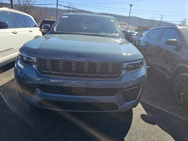 2026 Jeep Grand Cherokee GRAND CHEROKEE LIMITED 4X4 2026 Jeep Grand Cherokee GRAND CHEROKEE LIMITED 4X4