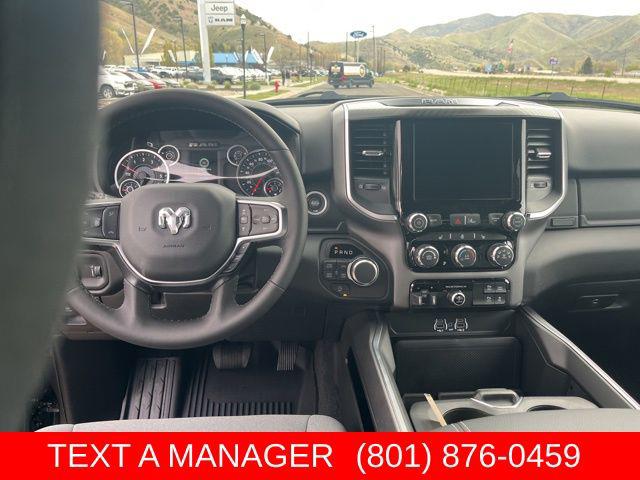 2026 Ram 1500 Big Horn Crew Cab 4x4 5'7" Box