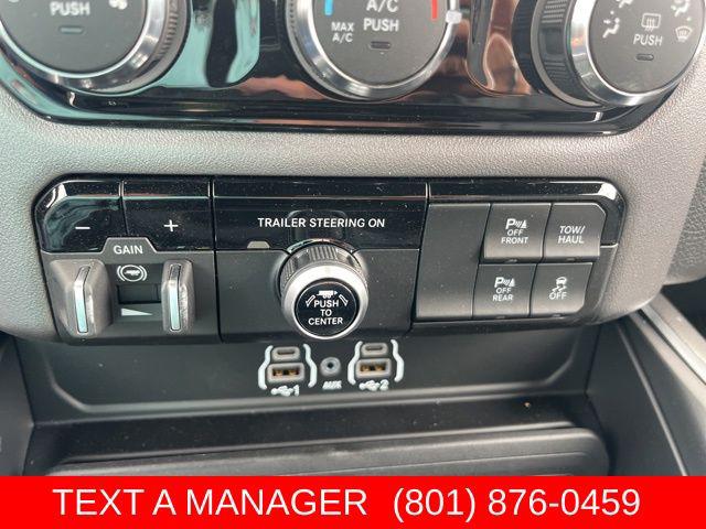 2026 Ram 1500 Big Horn Crew Cab 4x4 5'7" Box
