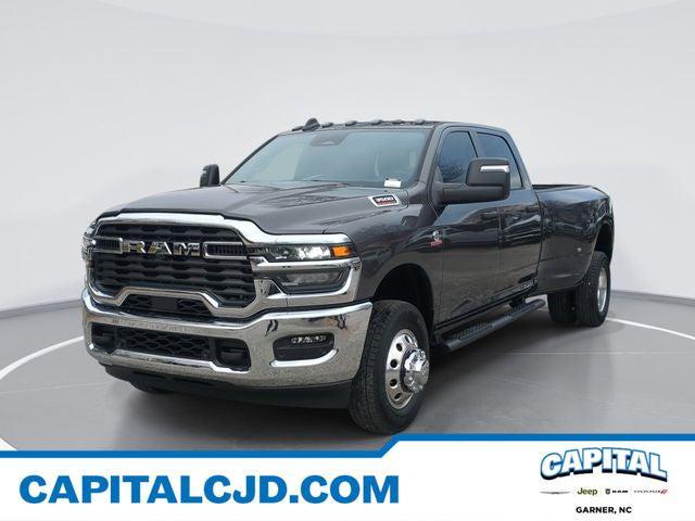 2026 RAM Ram 3500 RAM 3500 TRADESMAN CREW CAB 4X4 8 BOX