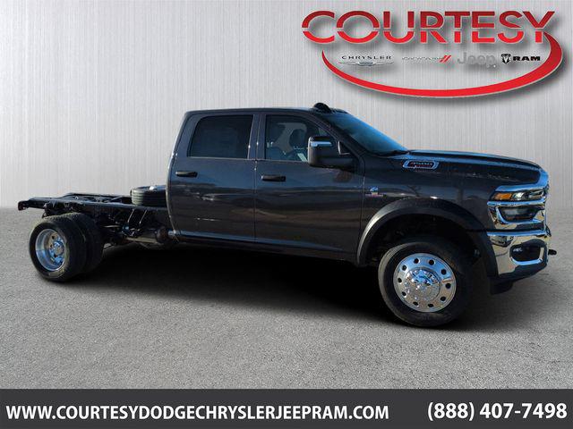 2026 RAM Ram 4500 Chassis Cab RAM 4500 TRADESMAN CHASSIS CREW CAB 4X4 60 CA