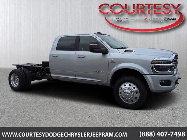 2026 RAM Ram 4500 Chassis Cab RAM 4500 BIG HORN CHASSIS CREW CAB 4X4 60 CA 2026 RAM Ram 4500 Chassis Cab RAM 4500 BIG HORN CHASSIS CREW CAB 4X4 60 CA