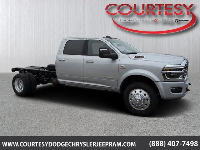 2026 RAM Ram 5500 Chassis Cab RAM 5500 BIG HORN CHASSIS CREW CAB 4X4 60 CA