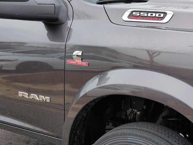 2026 RAM 5500 Chassis RAM 5500 BIG HORN CHASSIS CREW CAB 4X4 60 CA
