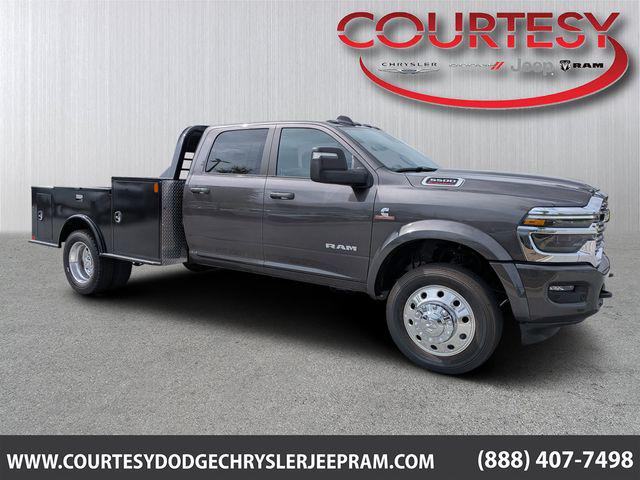 2026 RAM 5500 Chassis RAM 5500 BIG HORN CHASSIS CREW CAB 4X4 60 CA
