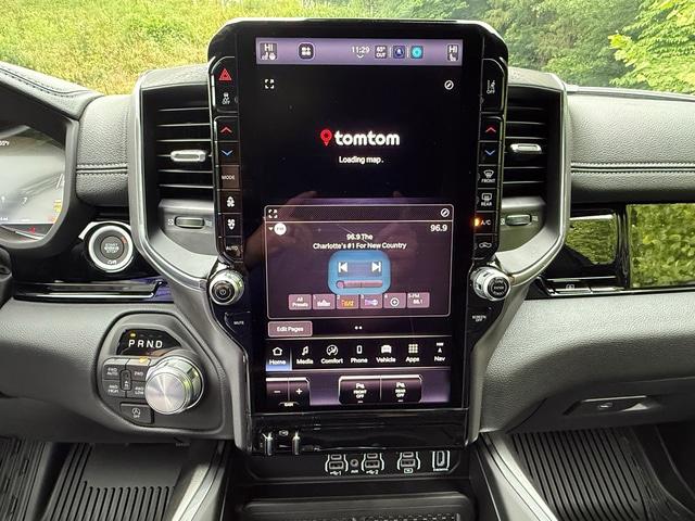 2026 Ram 1500 Laramie Crew Cab 4x4 5'7" Box