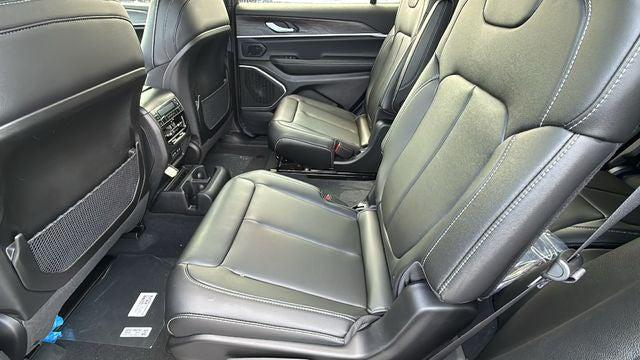 2026 Jeep Grand Cherokee Limited 4x2