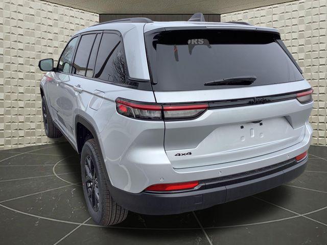 2025 Jeep Grand Cherokee Altitude 4x4