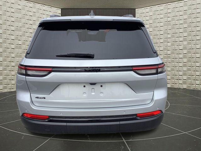 2025 Jeep Grand Cherokee Altitude 4x4