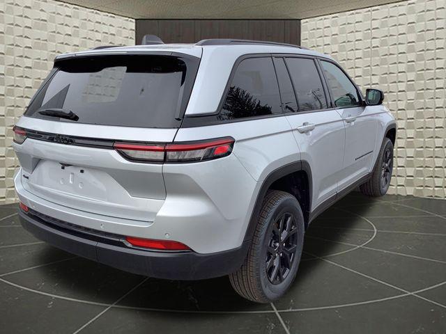 2025 Jeep Grand Cherokee Altitude 4x4