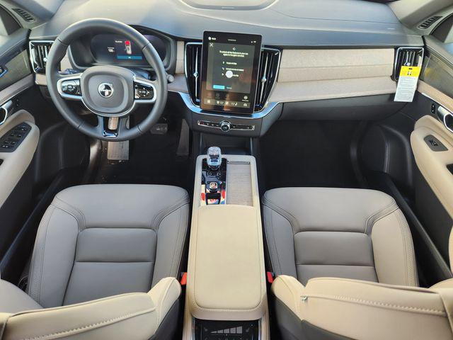 2026 Volvo XC90 Plus, B6 AWD Gas (mild hybrid), Gasoline, Bright, 7 Seats