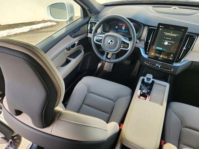 2026 Volvo XC90 Plus, B6 AWD Gas (mild hybrid), Gasoline, Bright, 7 Seats