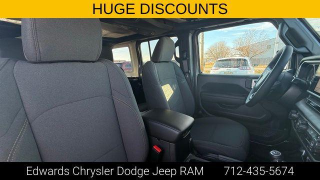2026 Jeep Wrangler 4-Door Willys 4x4