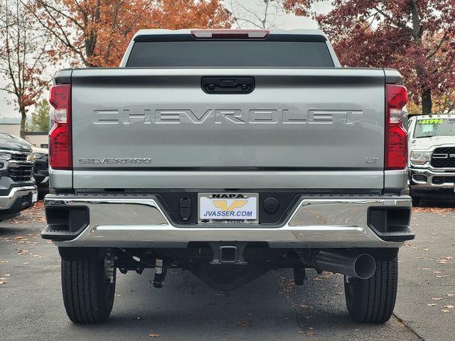 2026 Chevrolet Silverado 2500HD Crew Cab, Standard Bed, LT, 4WD