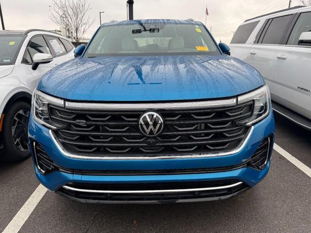 2025 Volkswagen Atlas Cross Sport 2.0T SEL Premium R-Line