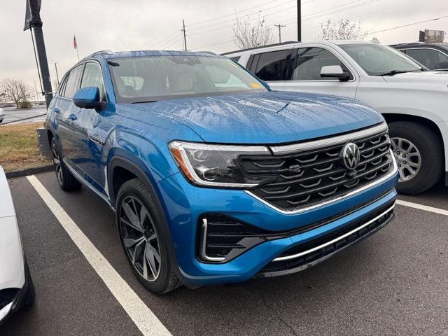 2025 Volkswagen Atlas Cross Sport 2.0T SEL Premium R-Line