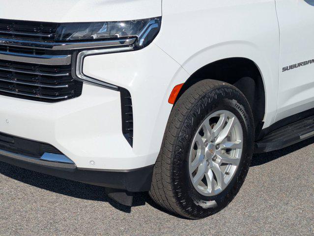 2024 Chevrolet Suburban 4WD LT