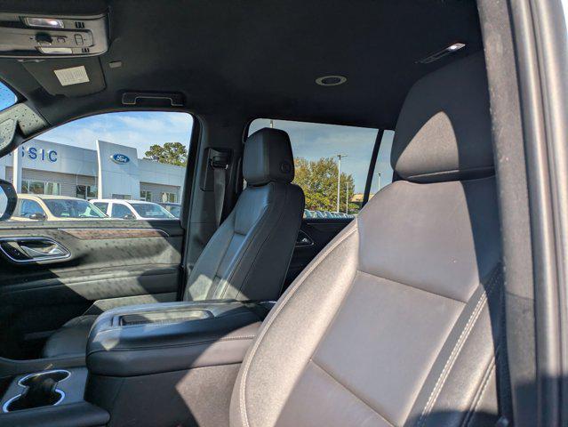 2024 Chevrolet Suburban 4WD LT
