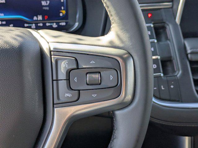 2024 Chevrolet Suburban 4WD LT