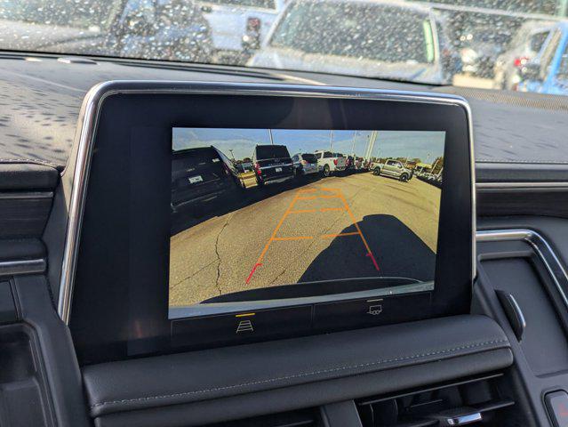 2024 Chevrolet Suburban 4WD LT