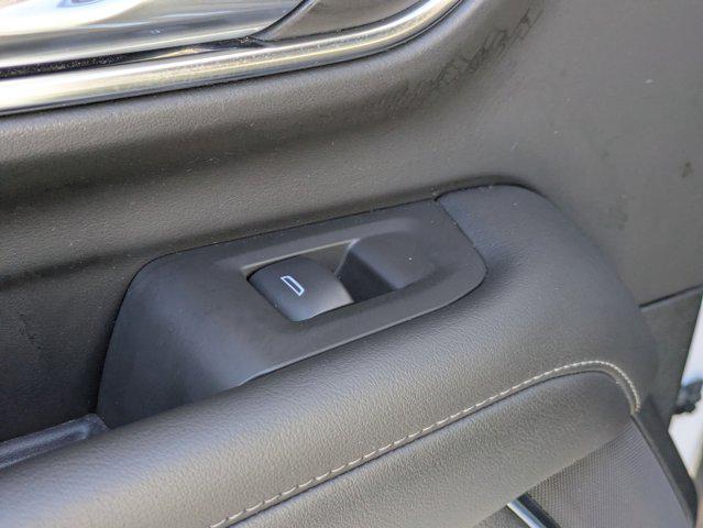 2024 Chevrolet Suburban 4WD LT
