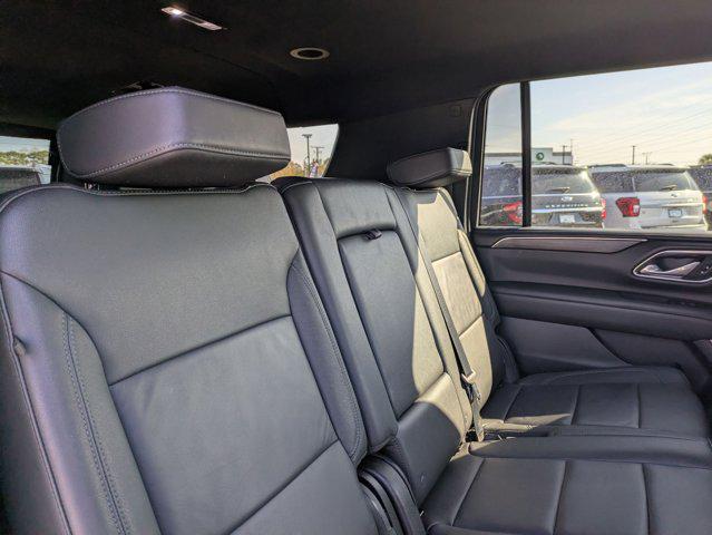 2024 Chevrolet Suburban 4WD LT