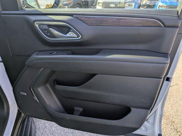 2024 Chevrolet Suburban 4WD LT