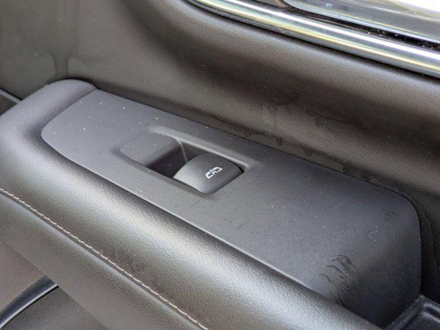 2024 Chevrolet Suburban 4WD LT