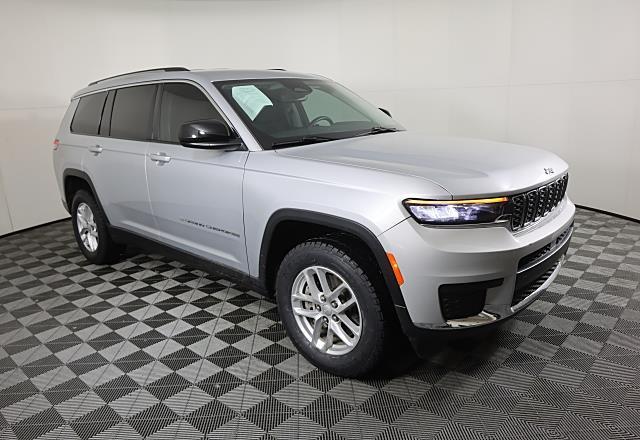 2021 Jeep Grand Cherokee L Laredo 4x2