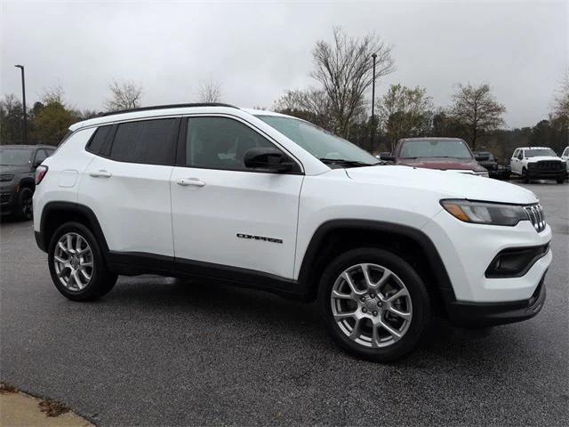 2022 Jeep Compass Latitude Lux 4x4 2022 Jeep Compass Latitude Lux 4x4