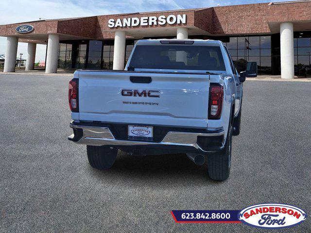2024 GMC Sierra 2500HD 4WD Crew Cab Standard Bed Pro