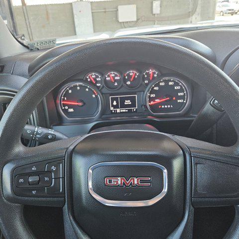 2024 GMC Sierra 2500HD 4WD Crew Cab Standard Bed Pro