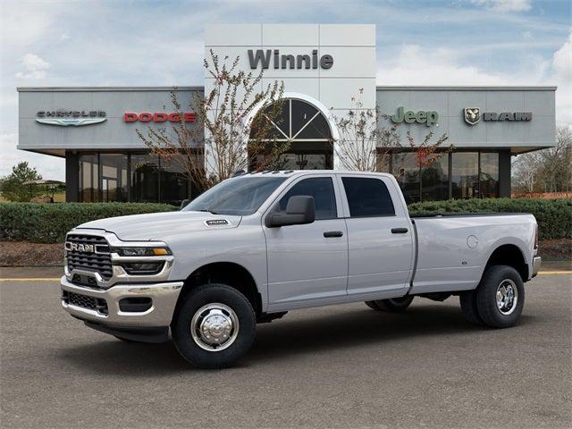 2026 RAM Ram 3500 RAM 3500 TRADESMAN CREW CAB 4X4 8 BOX