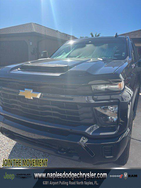 2024 Chevrolet Silverado 2500HD 4WD Crew Cab Standard Bed Custom